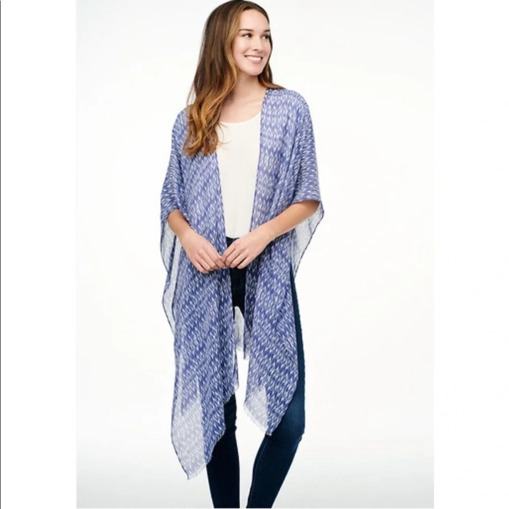 Stella & Dot Versatile Poncho Scarf